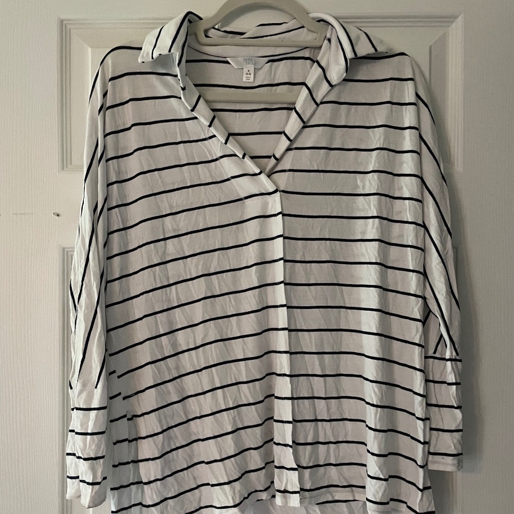 Time and Tru Navy and white stripe oversized collared pullover size small